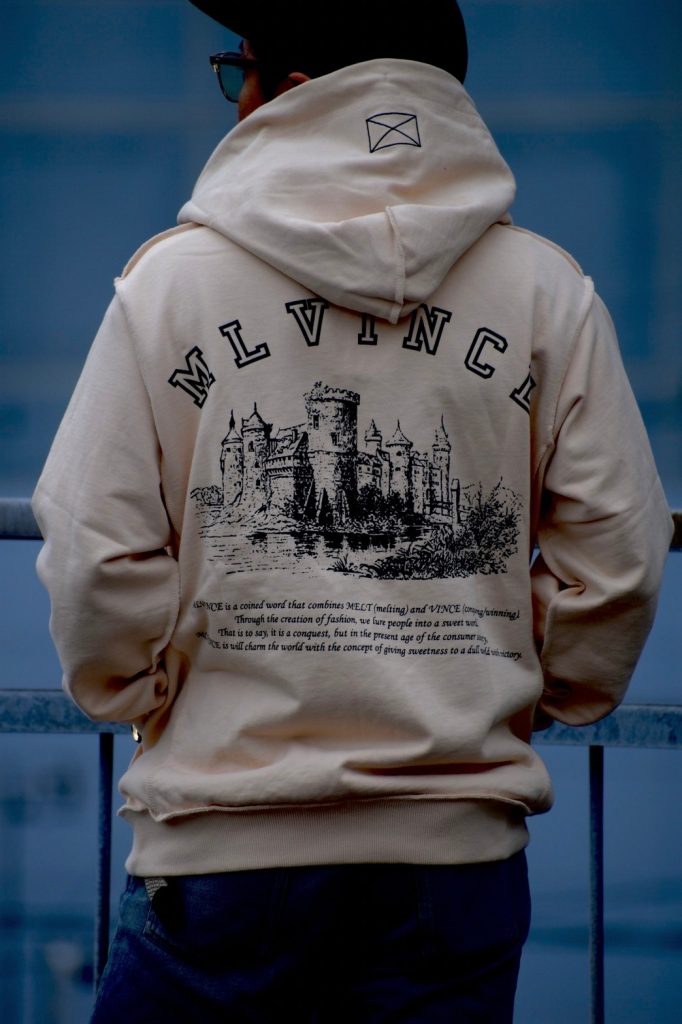 MLVINCE (メルヴィンス)初のグラフィックパーカーが入荷