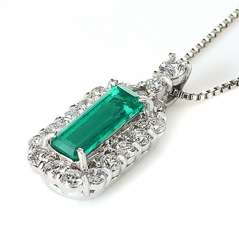 プラチナ エメラルド ダイヤモンド ネックレス （E0.40ct D0.26ct