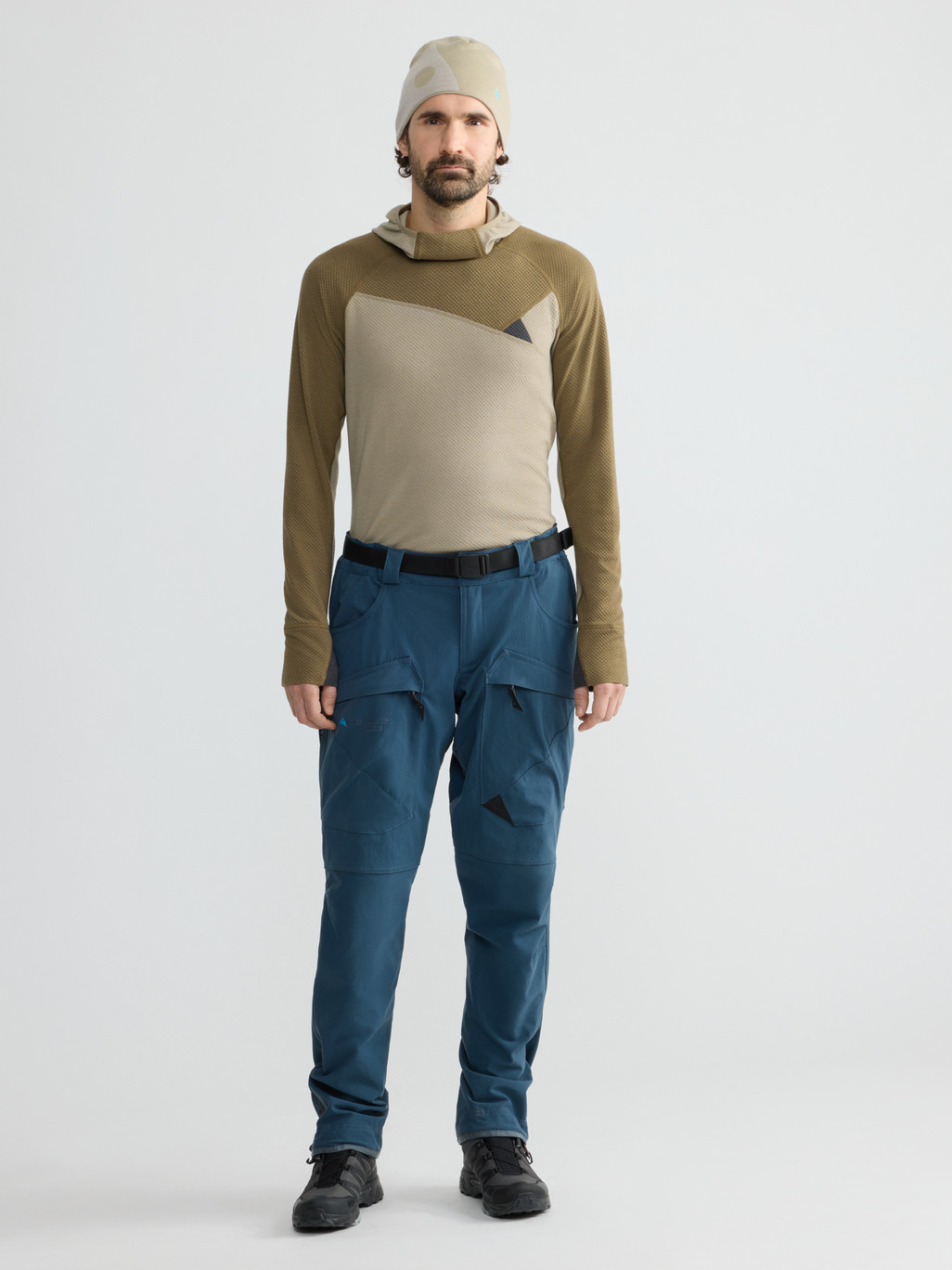 Huge Hoodie | Men's Mid- or baselayer | Klättermusen