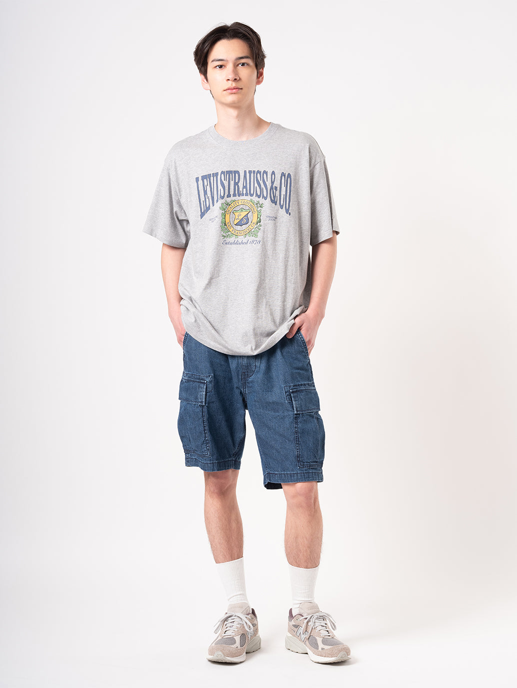 キャリアカーゴ ショートパンツ ミディアムインディゴ – リーバイス