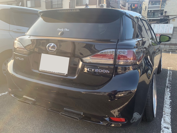 CTのLexus・ワンオフ・マフラーに関するカスタム事例｜車のカスタム