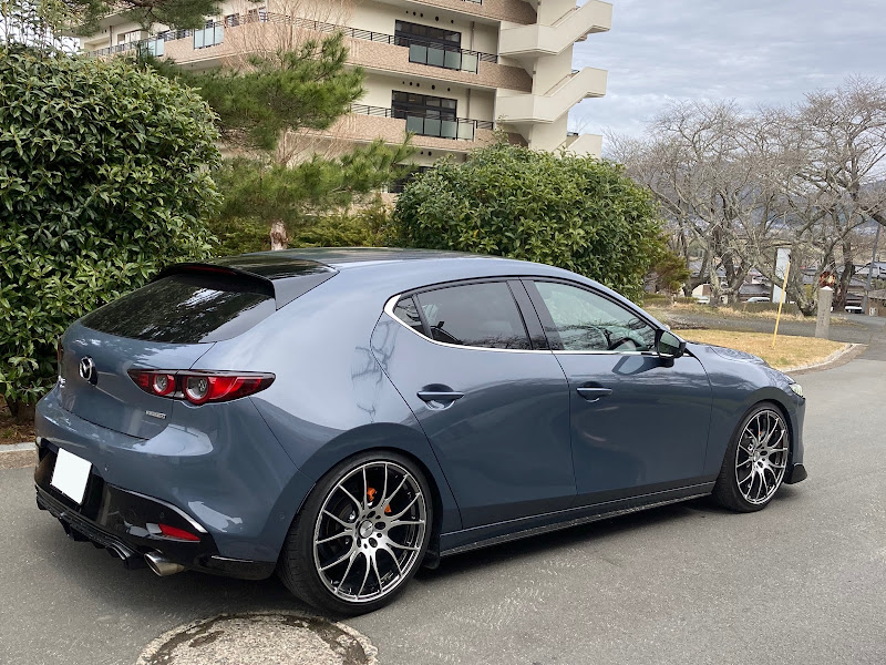 MAZDA3の春一番・オートエグゼインテークサクションキット・オーデュラ