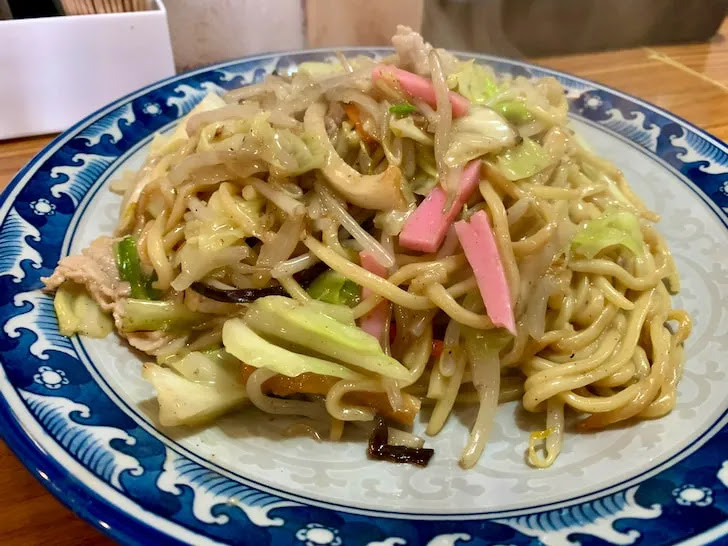 福岡限定の博多皿うどんが美味すぎる！黒田屋の博多ちゃんぽん | B級