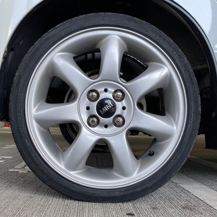 エブリイワゴンのMINI純正ホイール・prime3・Hankook・DA17Wに関する