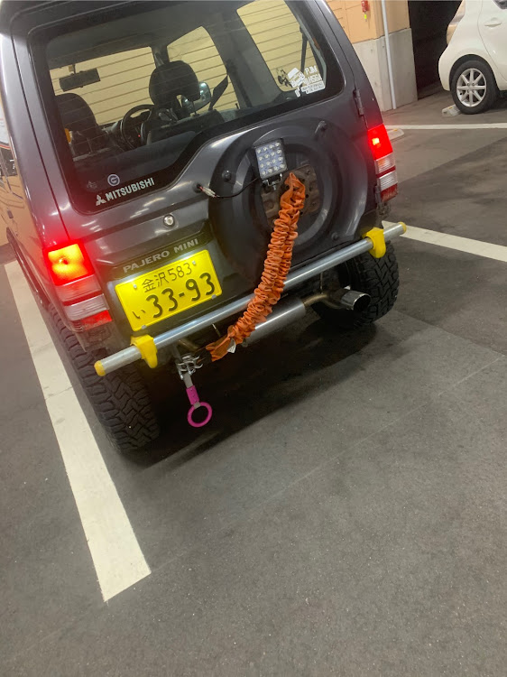 パジェロミニのリアバンパー交換に関するカスタム事例｜車のカスタム