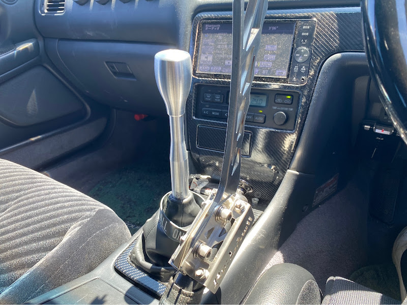 チェイサーのシフトノブ交換・GHOST EXPODに関するカスタム事例｜車の