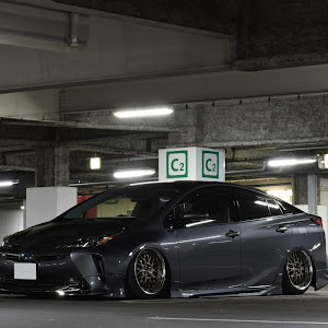 プリウスのイデアル車高調・326power・キャンバー調整・プリウス30