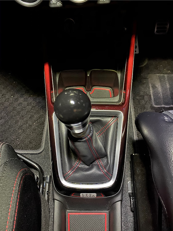 スイフトスポーツのzc33s・アールズ・RRP・レーシングクイックシフト
