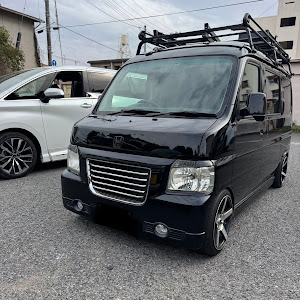 バモスのローダウン・RS-R・リーフスプリングに関するカスタム事例｜車