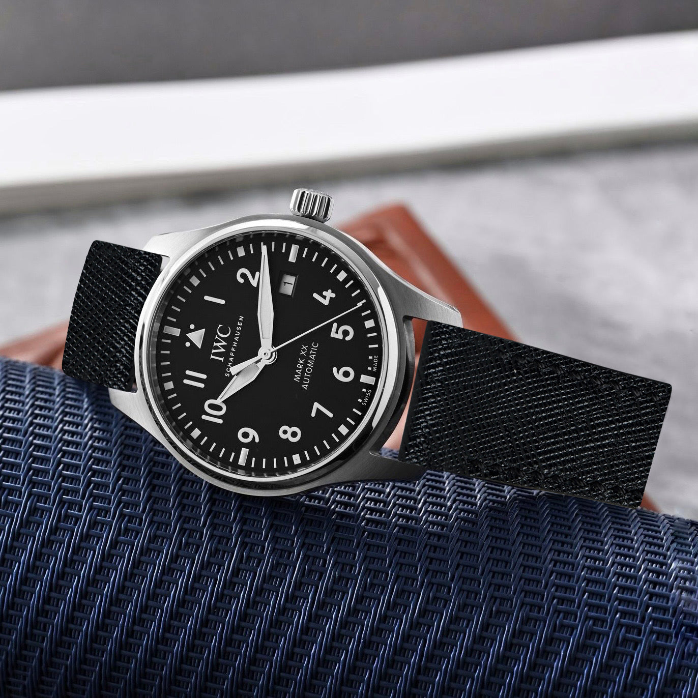 IWC Easx Change Straps - Saffiano Black – Liger Straps