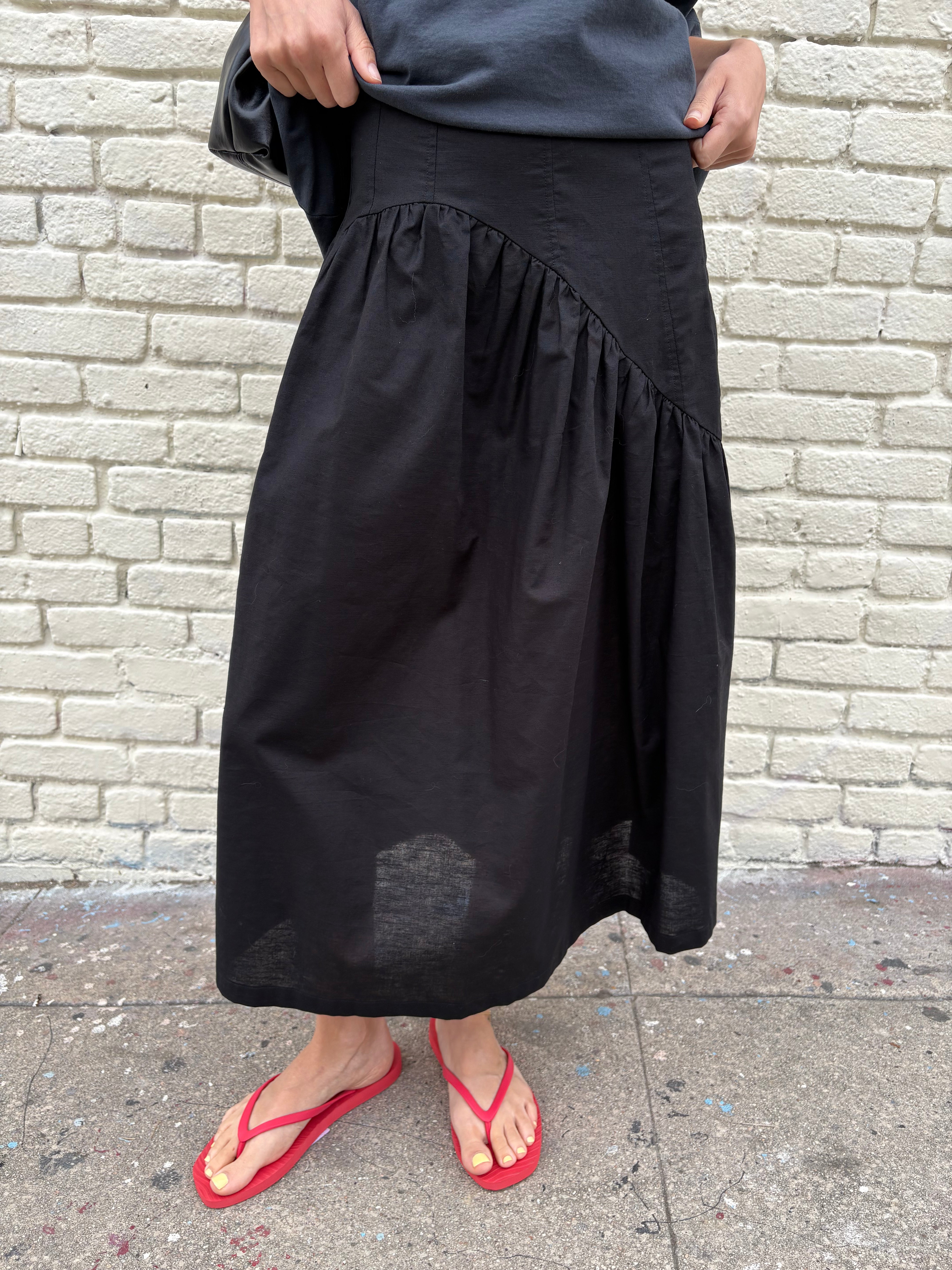Maeve Midi Skirt - Black Linen – Lisa Says Gah