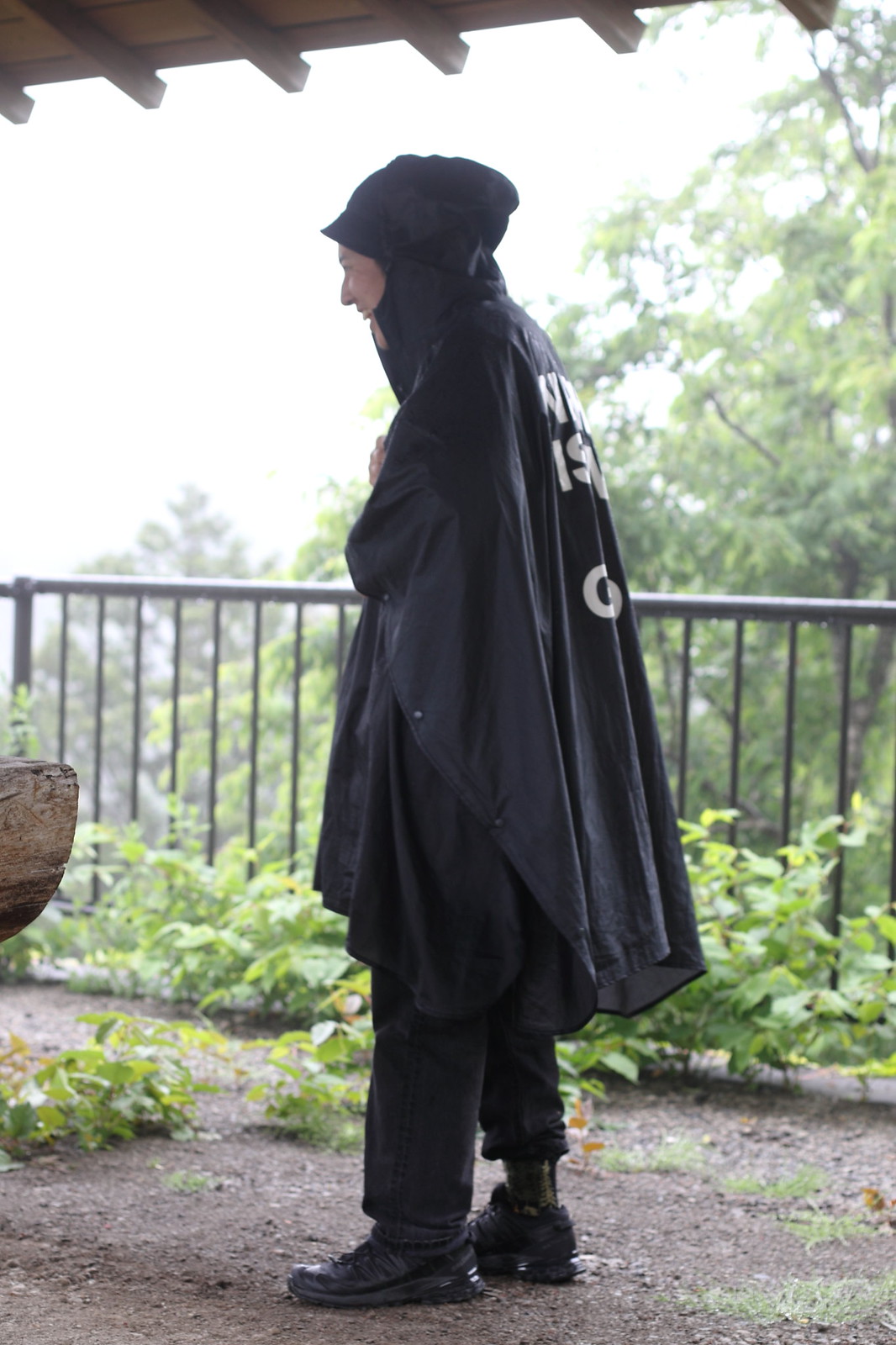 FAIRWEATHER* packable rain poncho (navy) - BLUE LUG ONLINE STORE