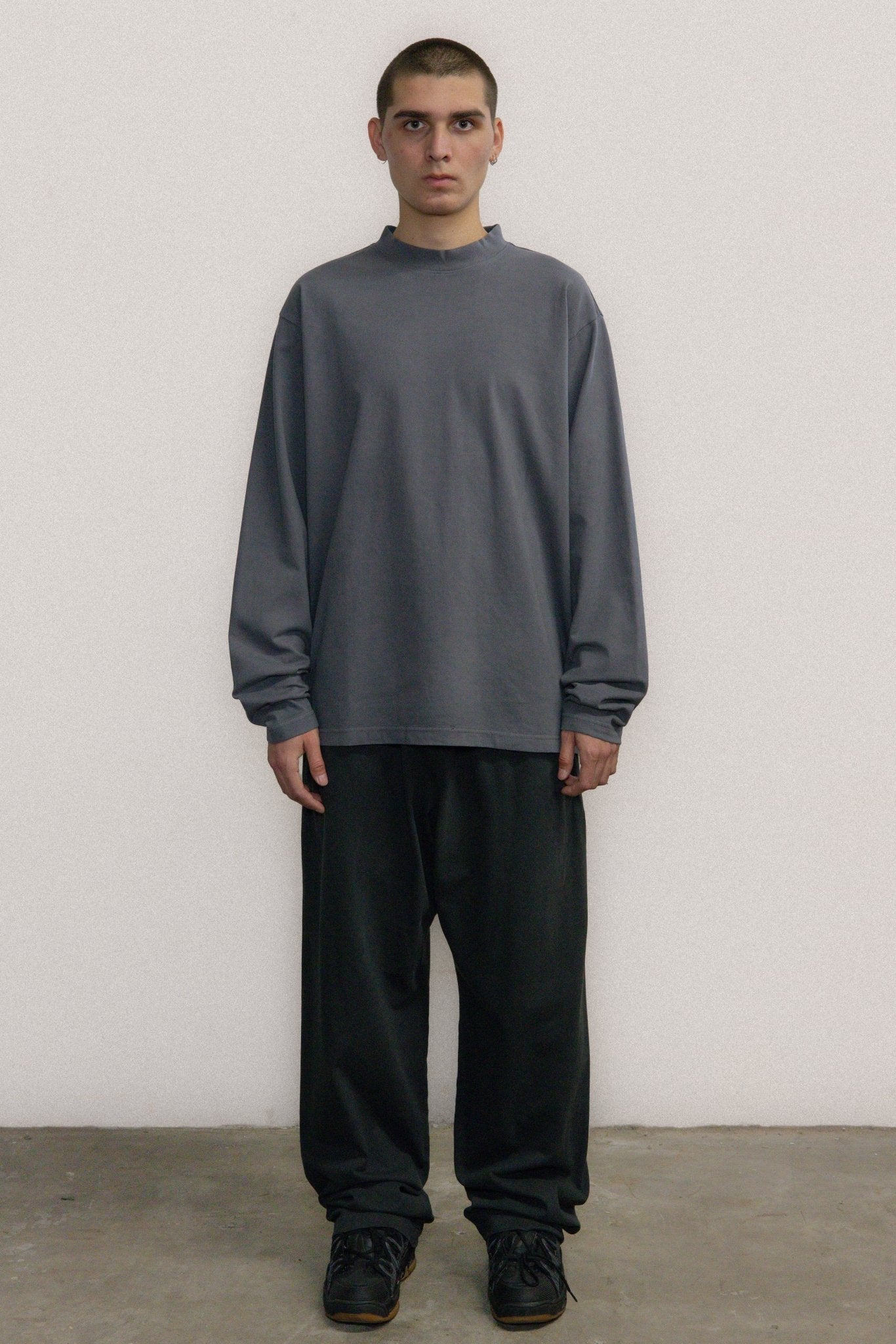 GAP x YZY LONG SLEEVE T-SHIRT – Los Angeles Archive