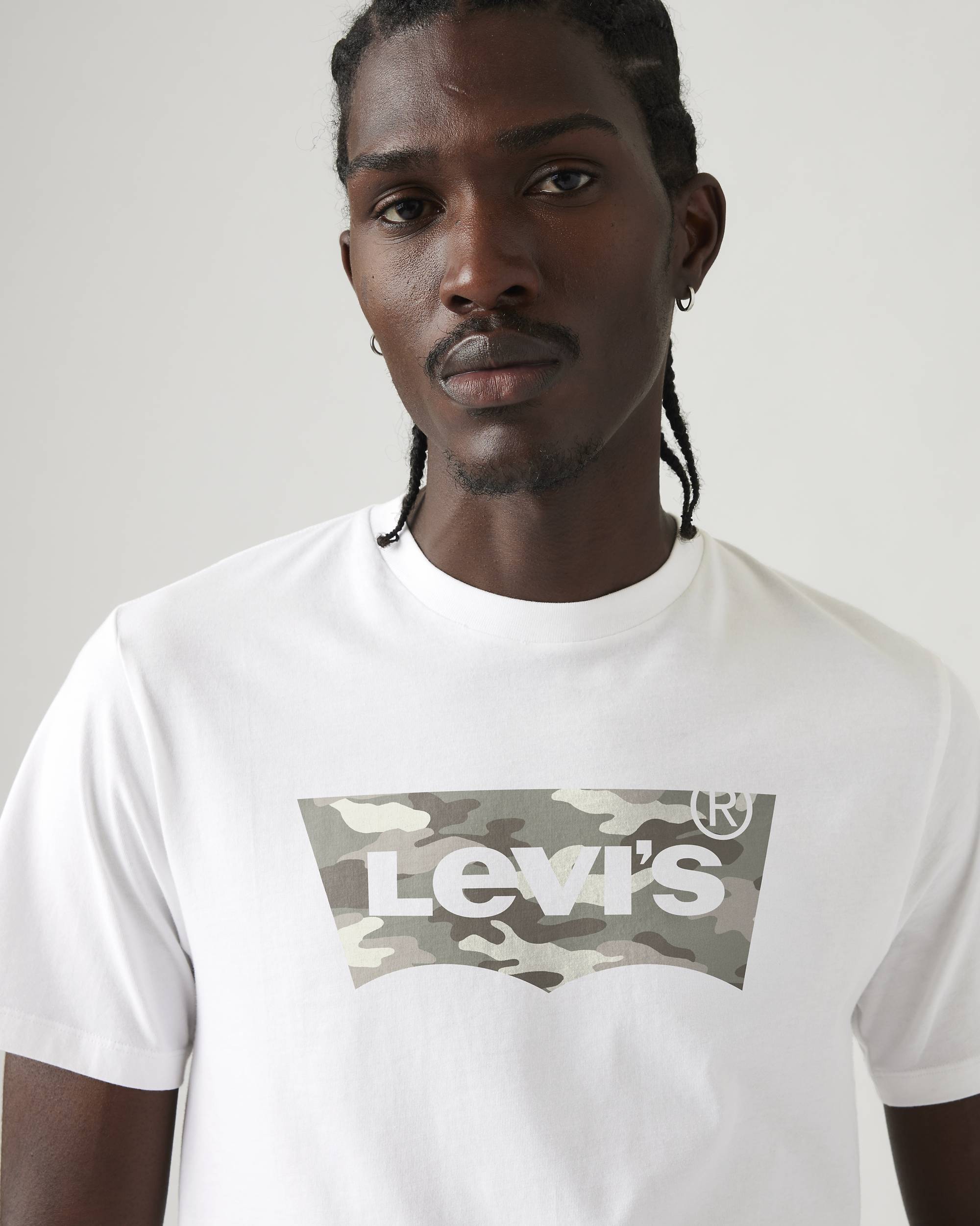 Classic Graphic T-shirt - White | Levi's® US