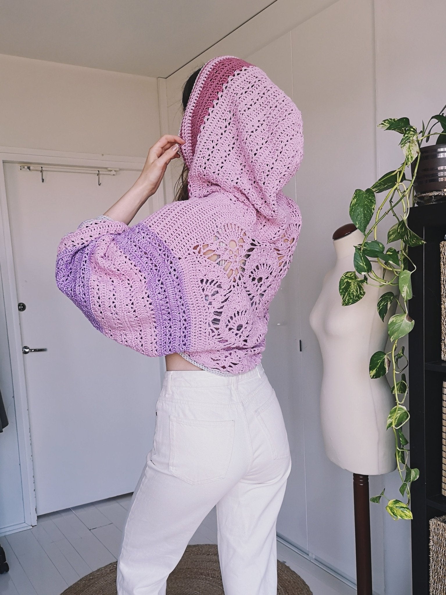 BATWING HOODIE crochet pattern: Oversize cropped hoodie – Maana Crafts