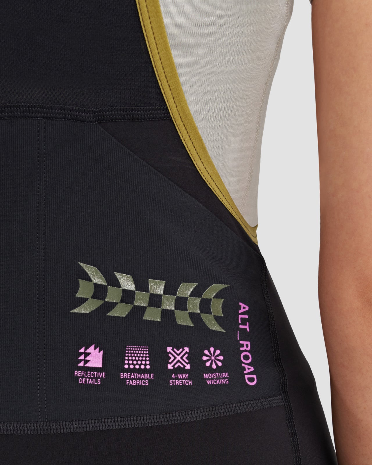 Women's Alt_Road™ Cargo Bib - MAAP Cycling Apparel