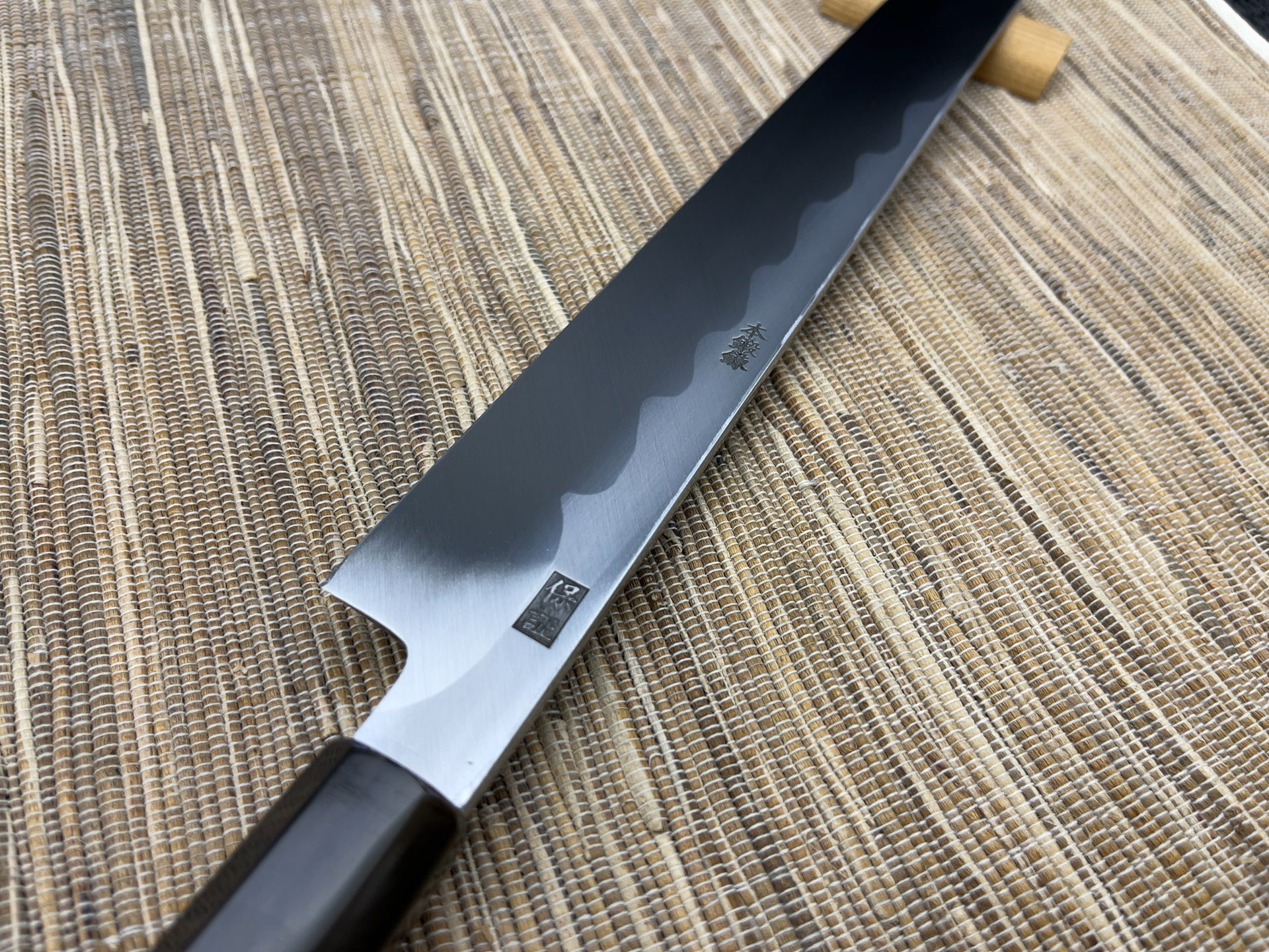 郷右馬允義弘 青波打 柳切付270mm 一位八角柄 朴