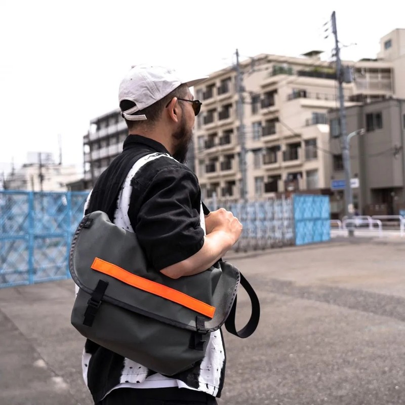 BLUE LUG the messenger bag half brown [ブルーラグ]