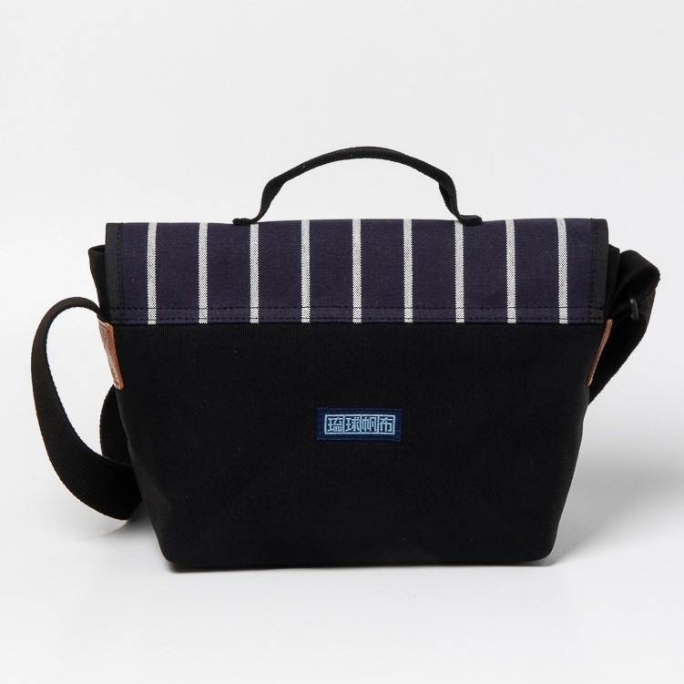 ツートンメッセンジャー S / ネイビーストライプ&ブラック | BAG