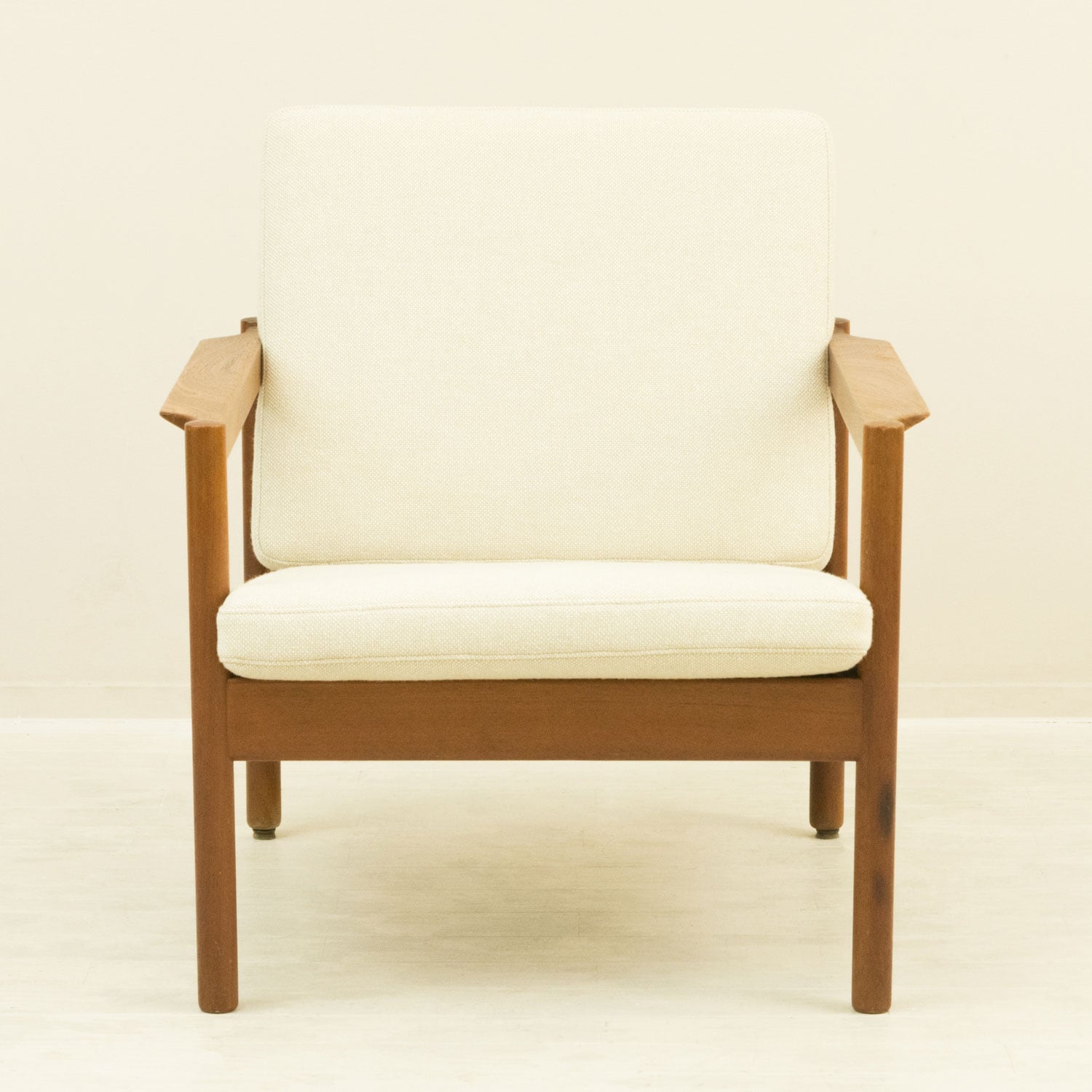 KK161 Easy chair by Kai Kristiansen for Magnus Olesen チーク 北欧