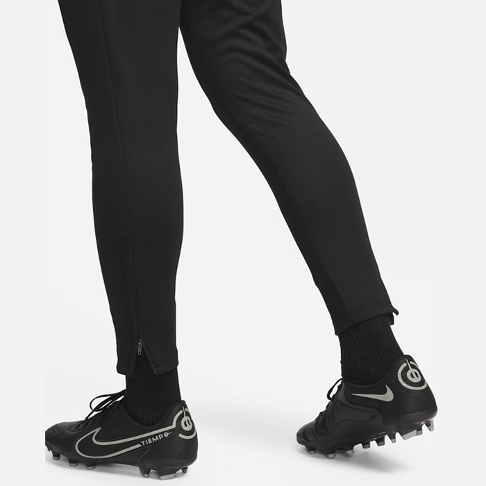 12/31まで値下げNIKE.F.C. セットアップ 新品未使用XL 12/31まで値下げ