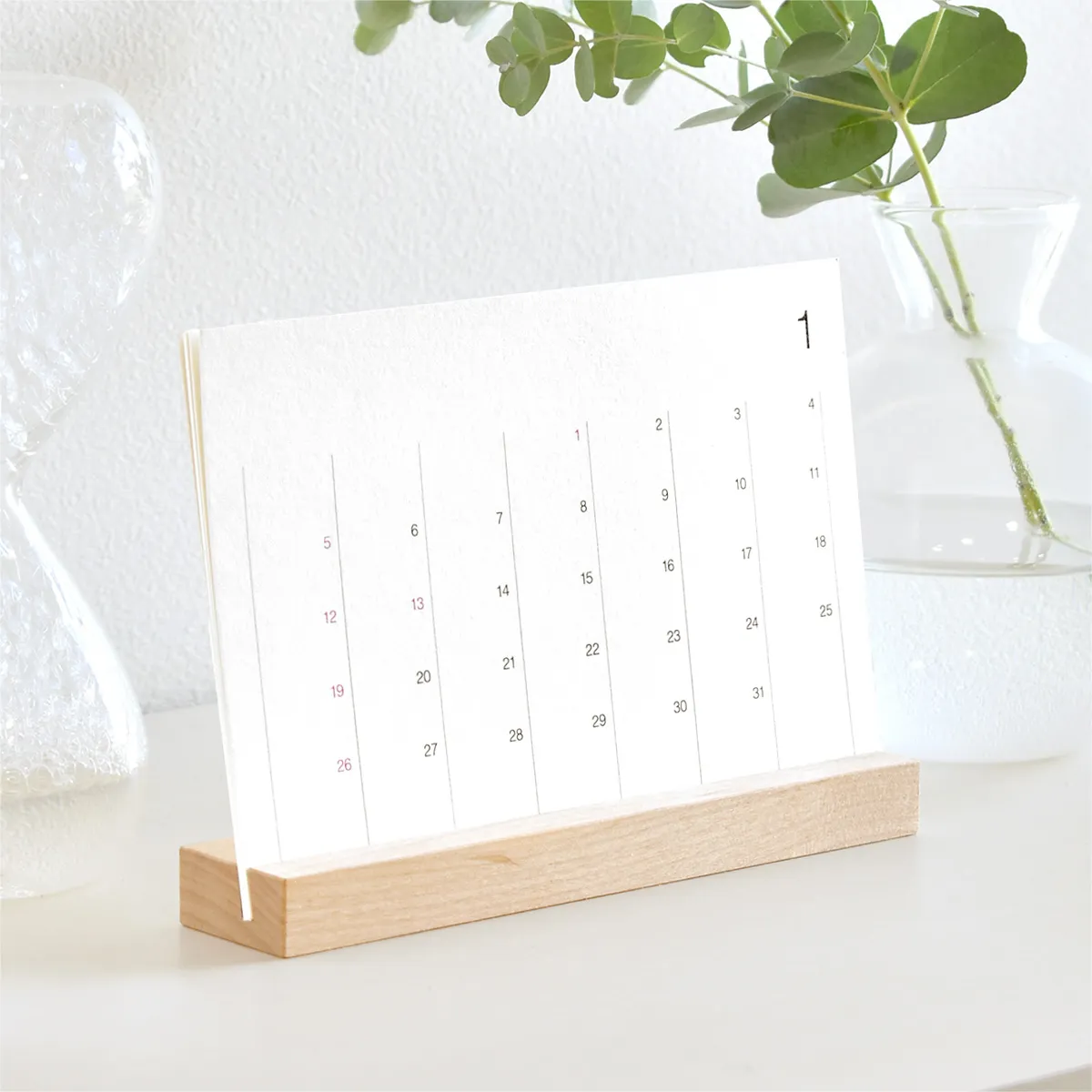 2026年版 Desk Calendar」シンプルな木製カレンダー（※2026年1月～12月