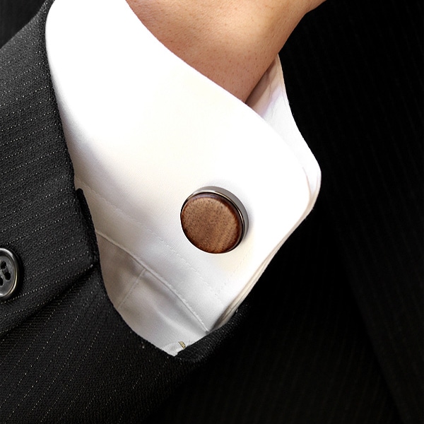 □「CUFF LINKS」本物の木を組み合わせたおしゃれな木製カフス