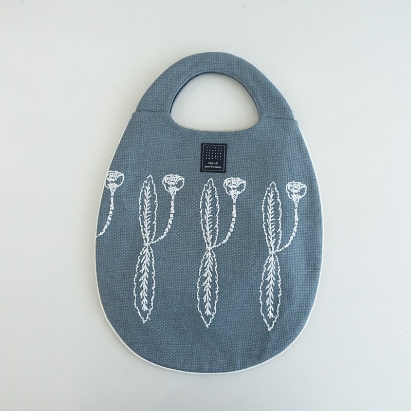 美品/定価1.2万】ミナペルホネン mina perhonen forest parade 巾着