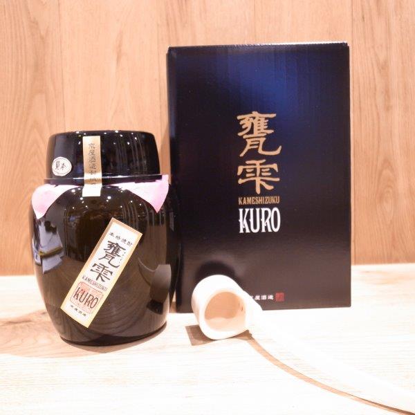 甕雫 KURO 1,800ML 20度 | 焼酎,芋焼酎,黒麹仕込み（コクのある味わい