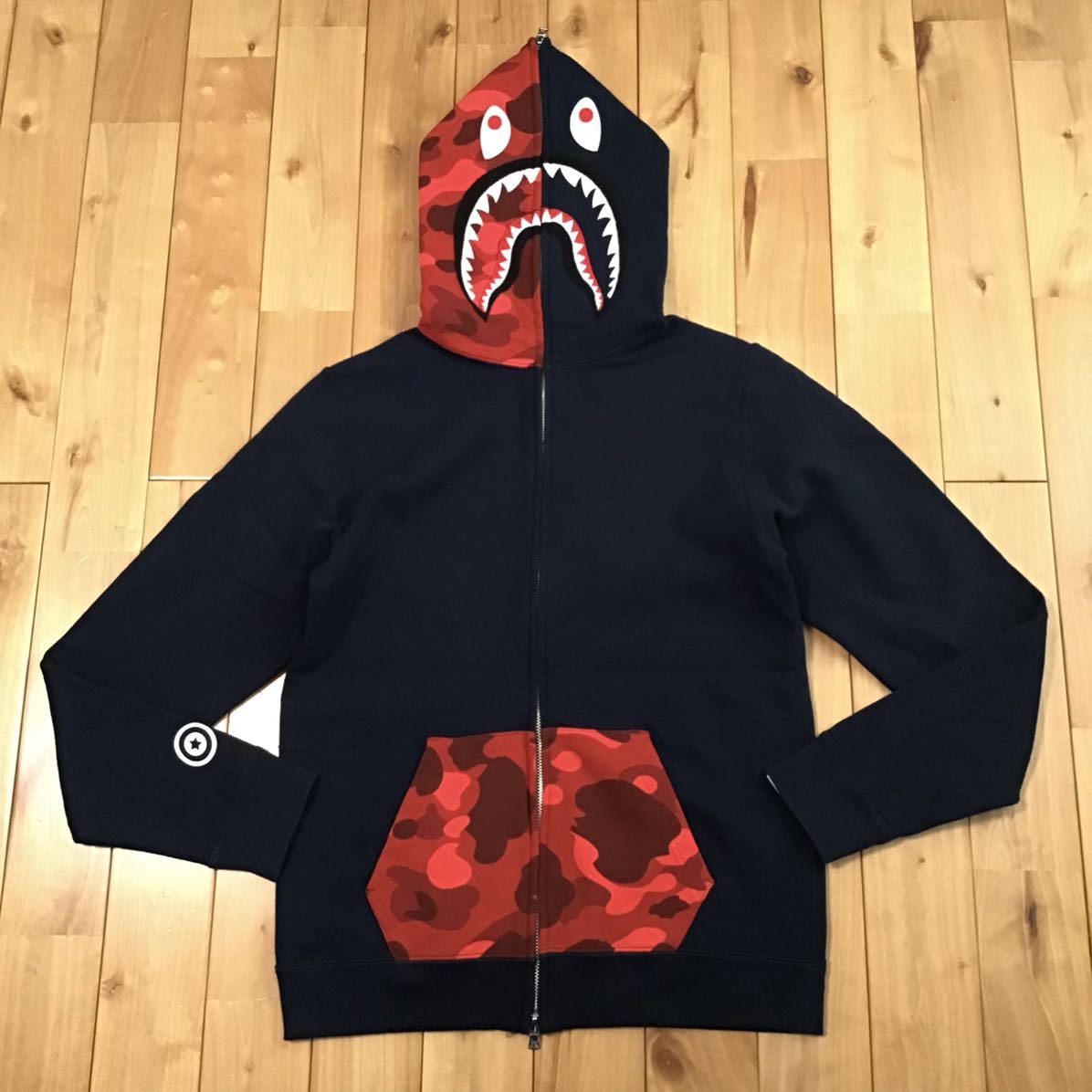 シャーク パーカー レディース Sサイズ a bathing ape BAPE red camo