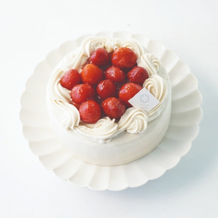 有機苺のショートケーキ【オンライン限定】【季節限定】 | ホール