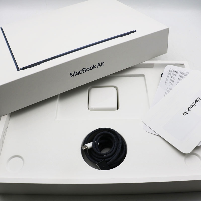 MacBook Air M2 256GB 2022 バッテリー最大容量100% バッテリー100