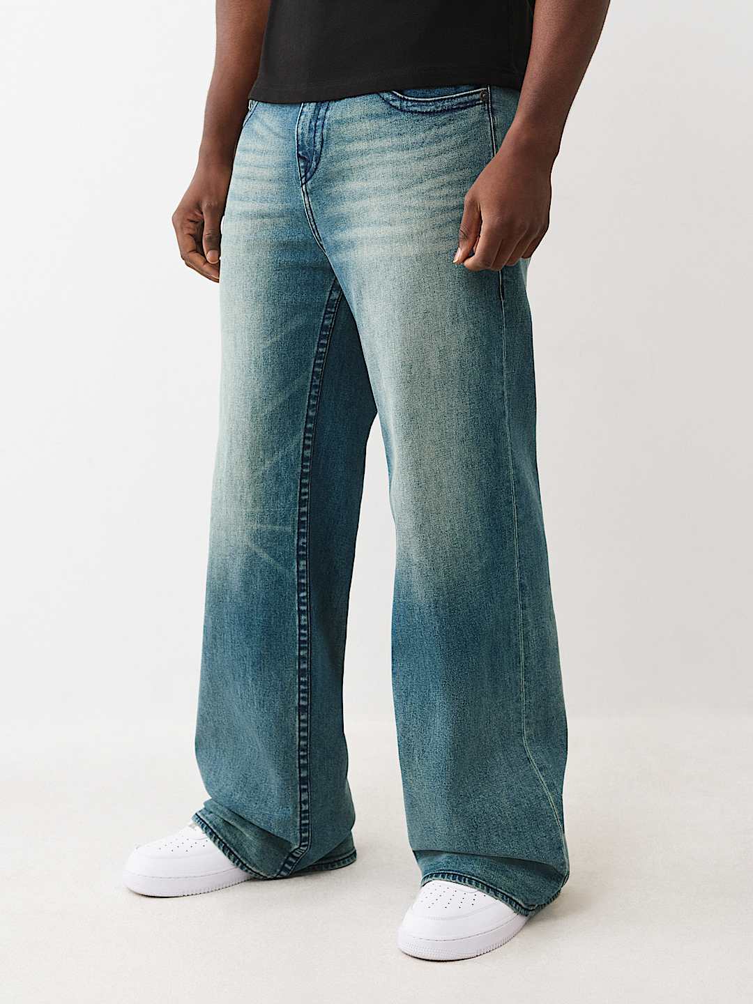JOEY EXAGGERATED FLARE JEAN