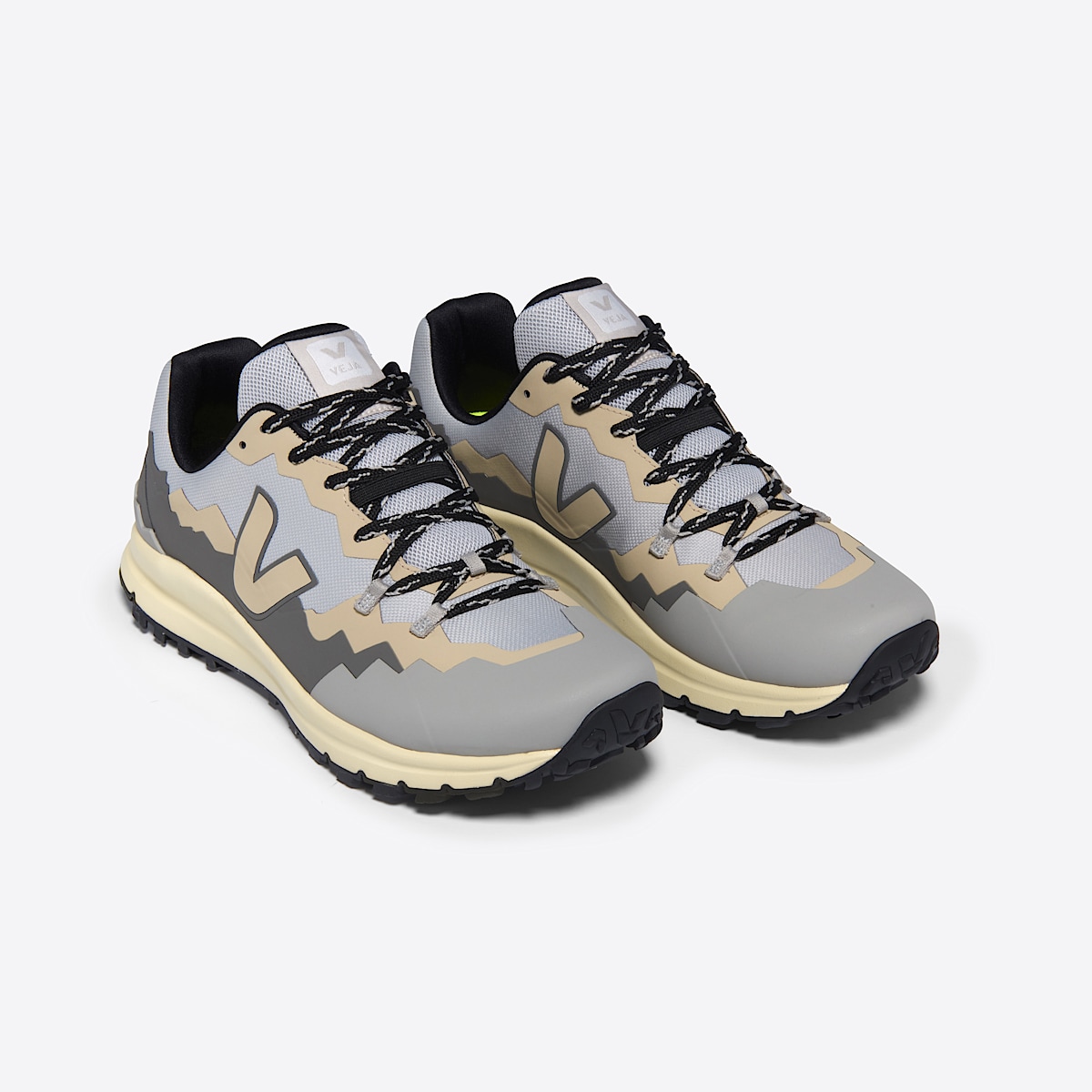 FITZ ROY TREK-SHELL SHARK ALMOND | VEJA