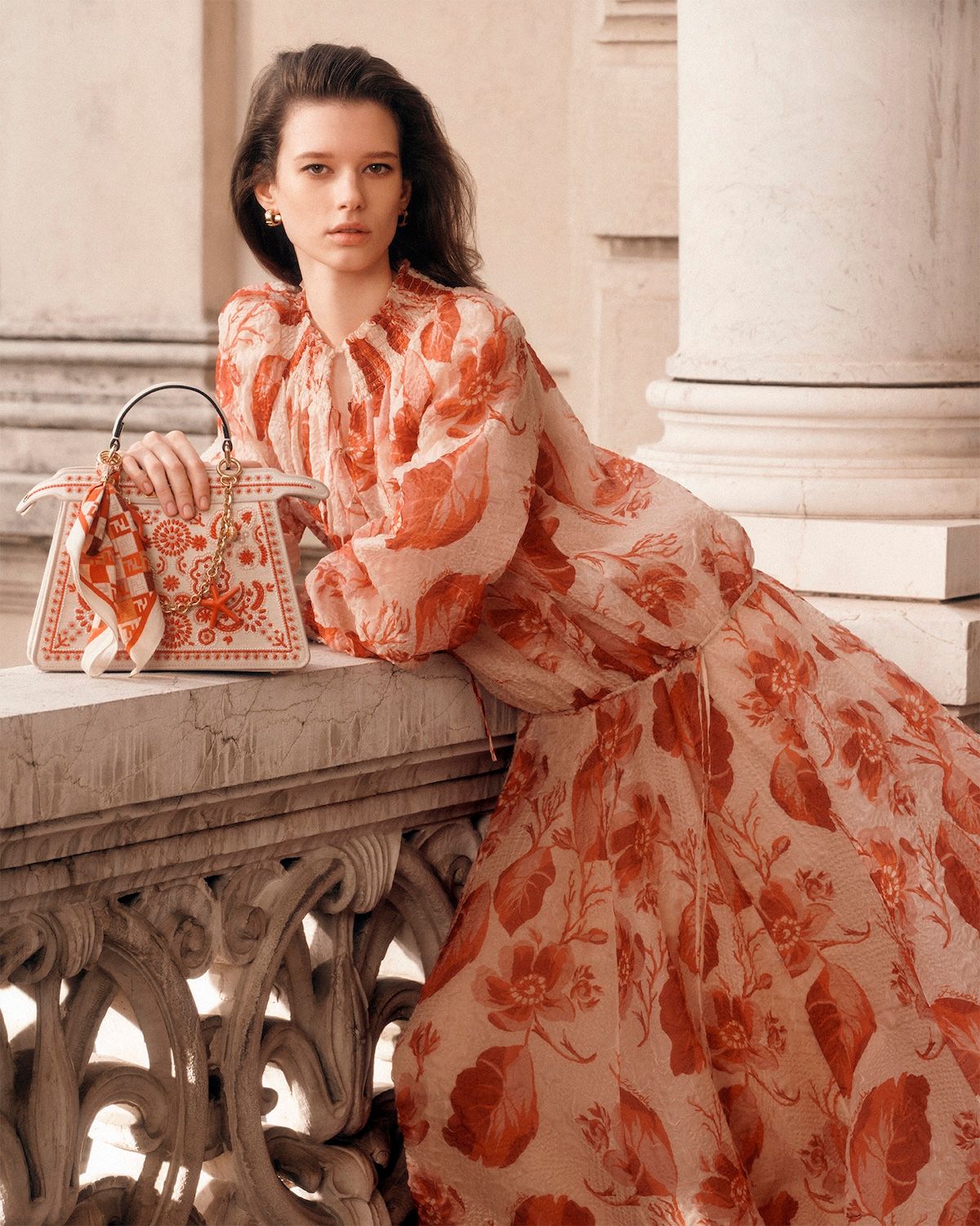 フェンディから、夏を彩る新作チャームが到着！ | Vogue Japan