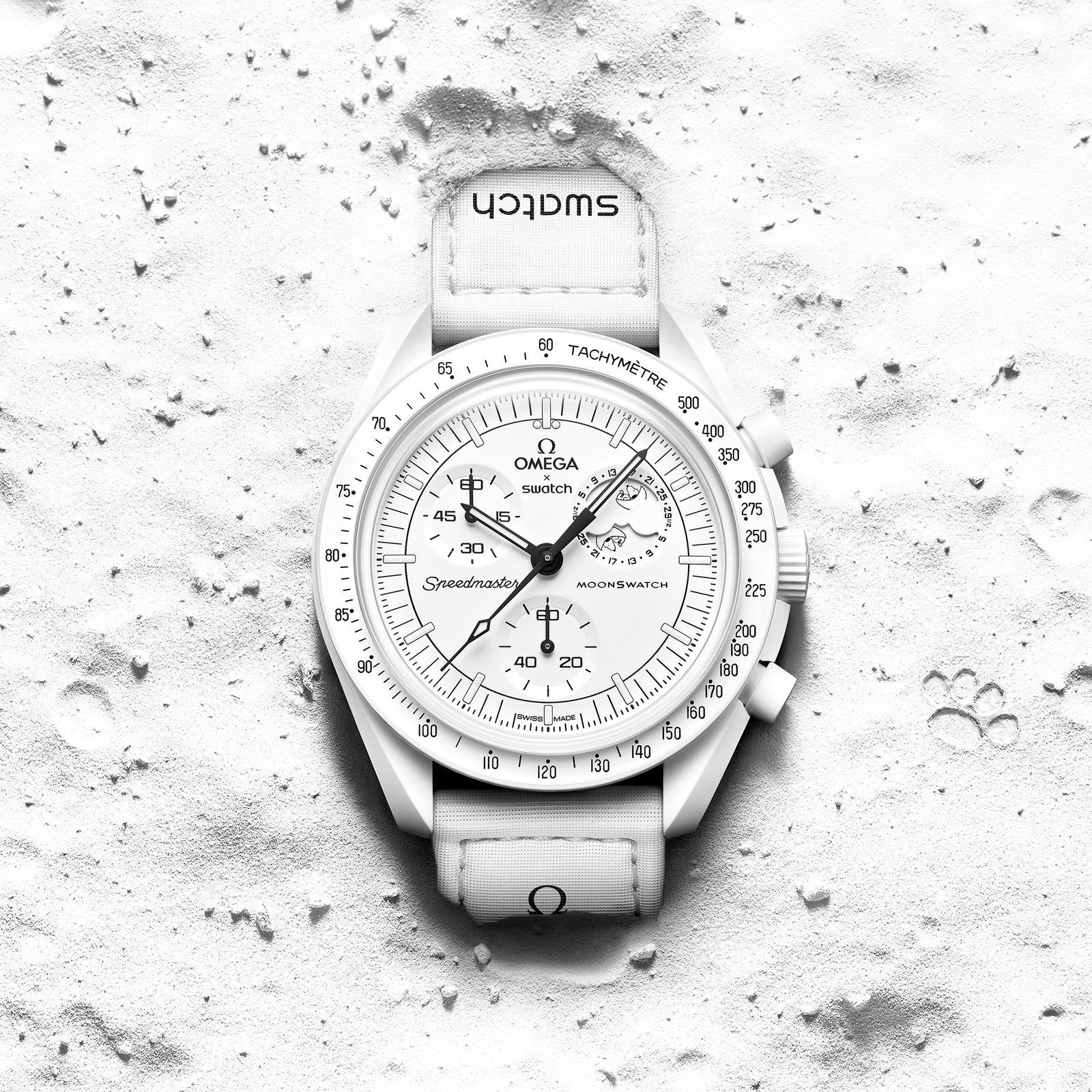 MoonSwatch」とスヌーピーのコラボが、ついに姿を現した | WIRED.jp