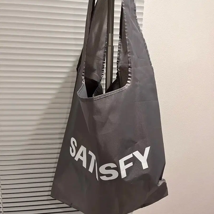 SATISFACTORY Satisfy Tote Shopping Bag Crossbody Bag #호카