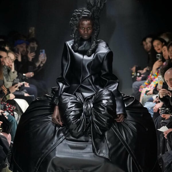 Paris sob influência japonesa com Junya Watanabe, Noir e Comme des