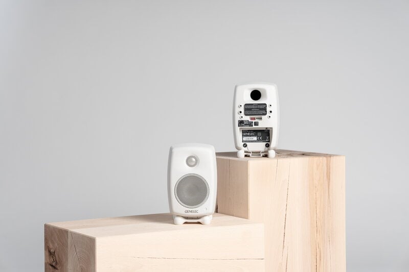 Genelec G One (B) active speaker, white | Finnish Design Shop NL