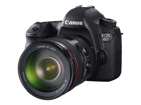 35mmフルサイズセンサー搭載で世界最軽量デジタル一眼！ 無線LANとGPS