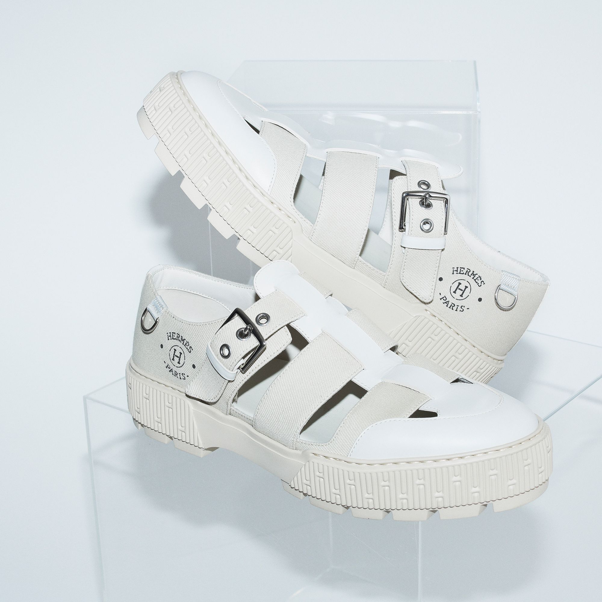 hermes-sandal-24-summer-1.jpg