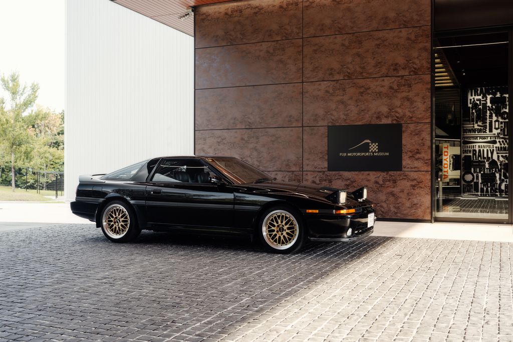 ギャラリー：ハイソカーブームとの融合──トヨタ・スープラ70試乗記