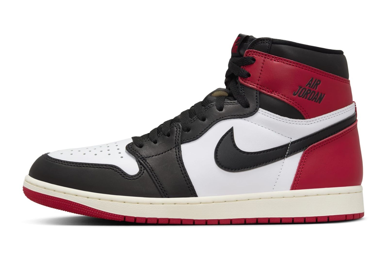 エア ジョーダン 1 HIGH OG “Black Toe Reimagined”」は、永遠の