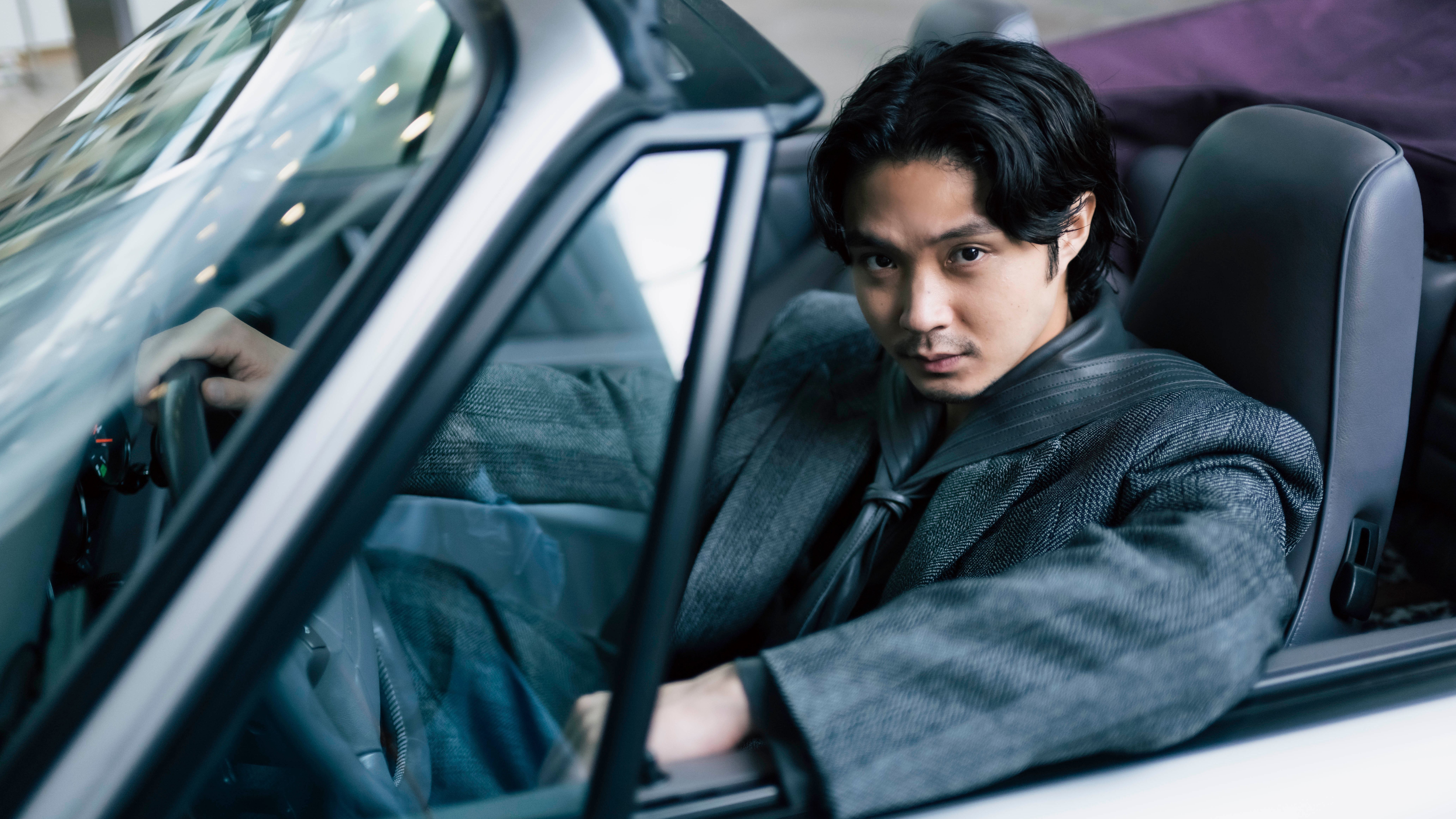 hayato-isomura-vol2-1.jpg