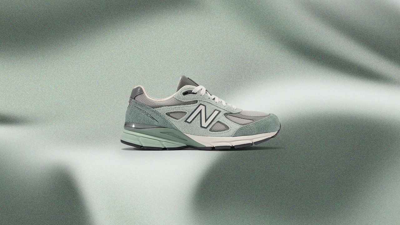 ザ・ウィテカー・グループ×ニューバランス「990v4 “Willful Bias”」は
