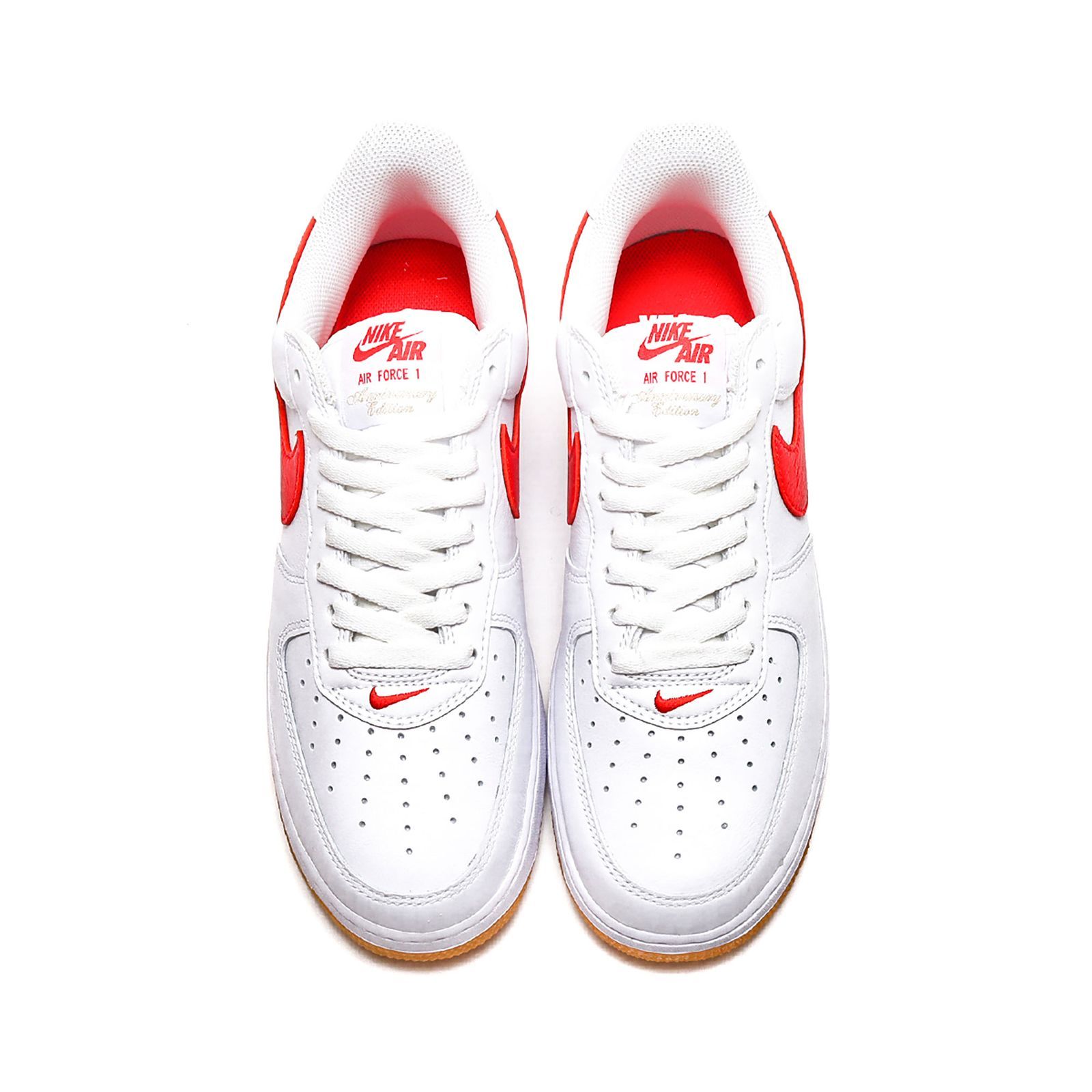 ナイキ「エア フォース 1」の生誕40周年を記念して、“WHITE/RED”の