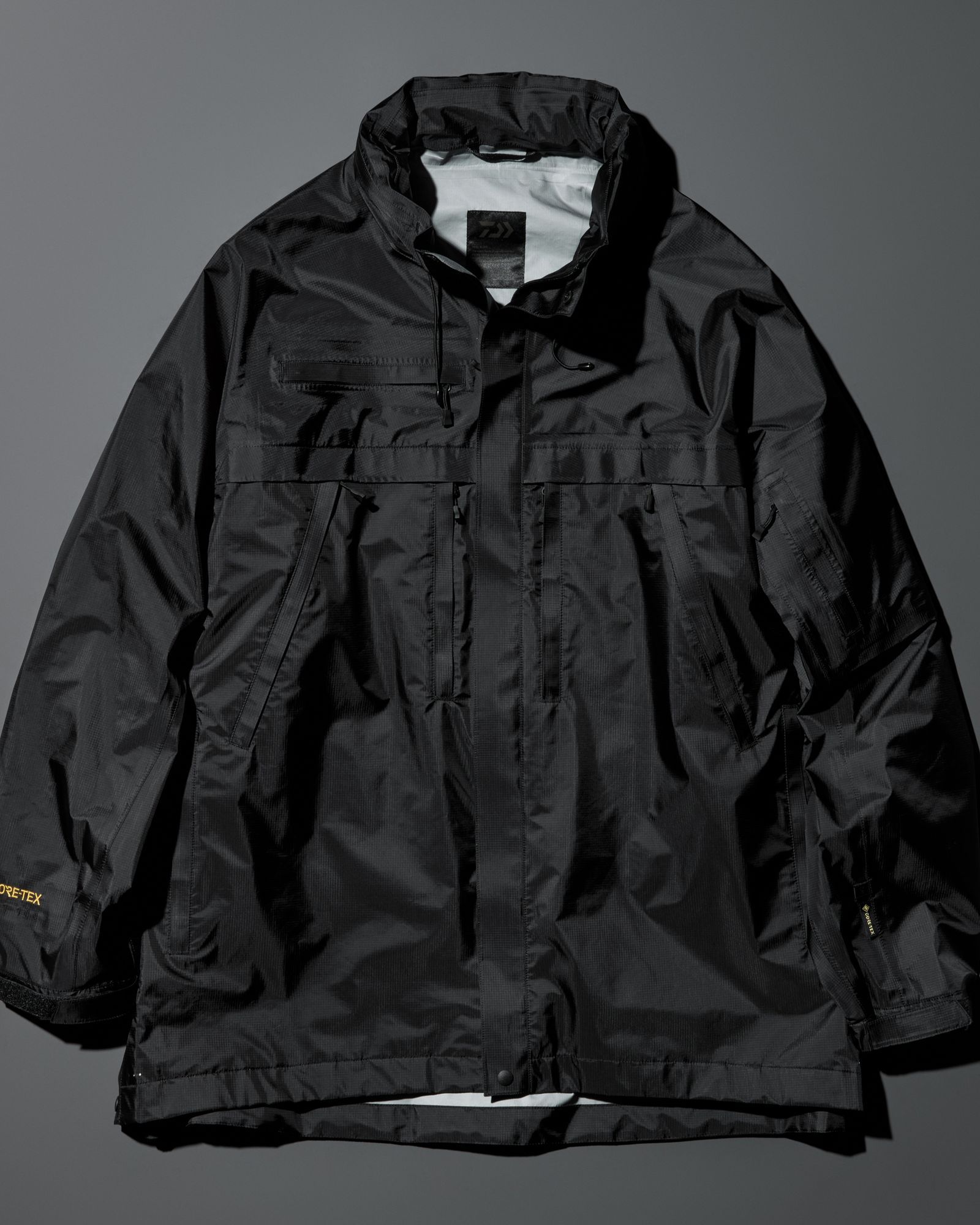 最強の「ダイワ ピア39」見参！──「TECH ACME JACKET GORE-TEX®」が