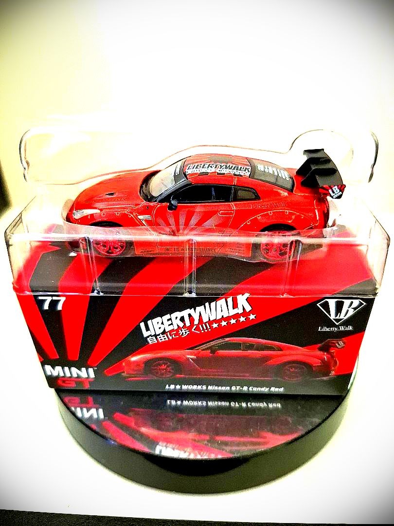 MINIGT 77 LBWK ニッサン GT-R R35キャンディレッド MINIGT 77 LBWK