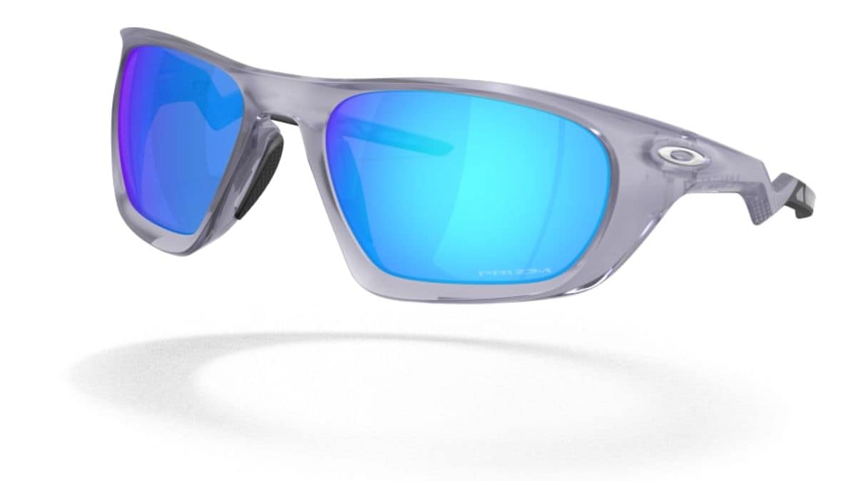 Oakleyサングラス、アパレル、アクセサリー | Oakley® 日本