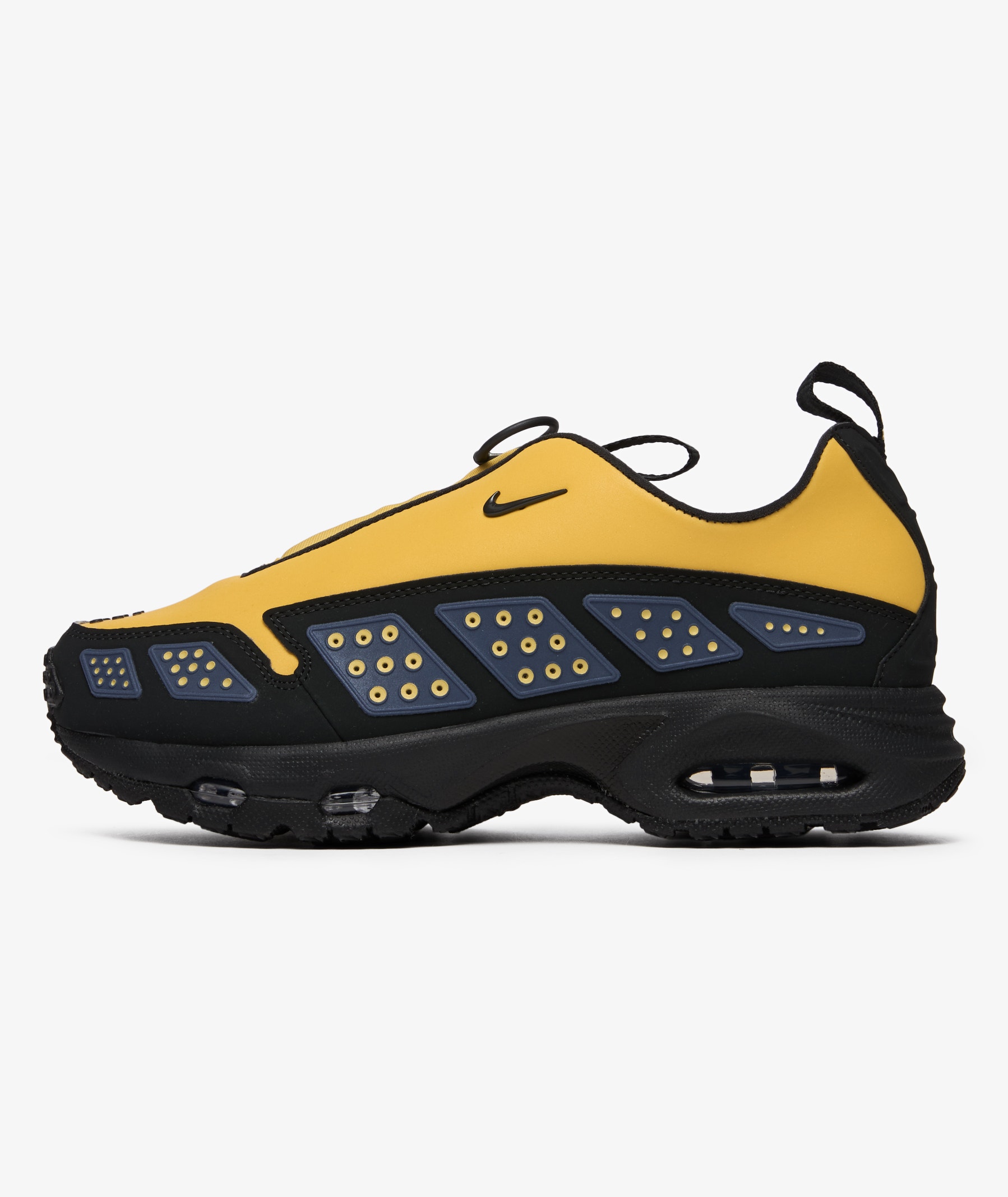 Nike Women's Air Max SNDR | Saturn Gold/off Noir | SVD USA